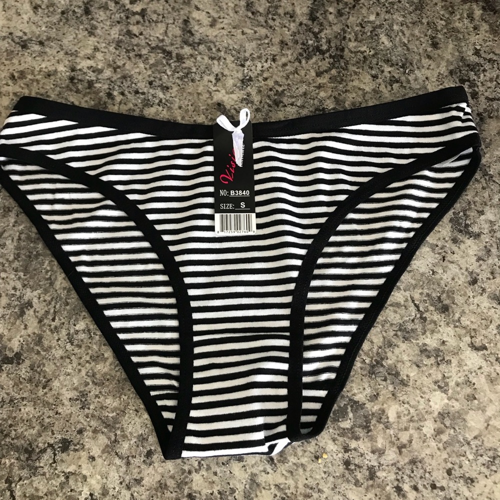 NWT Sexy Black & White Striped Panties!